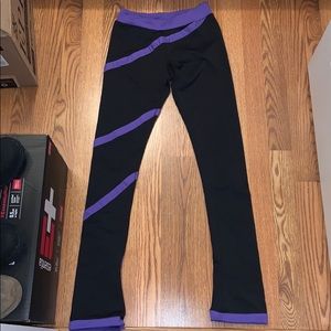 Chloe noel skating leggings